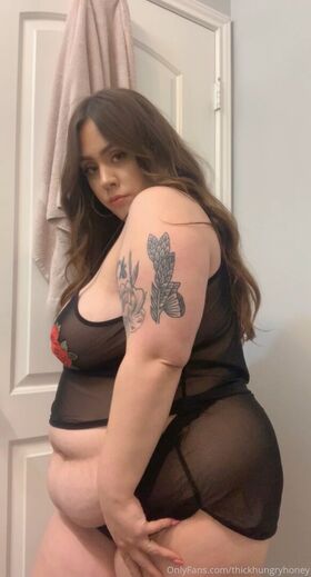 thickhungryhoney Nude Leaks OnlyFans Photo 194