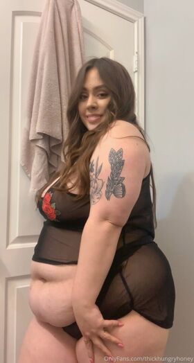 thickhungryhoney Nude Leaks OnlyFans Photo 196