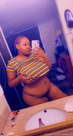 thickkbeauty Nude Leaks OnlyFans Photo 24