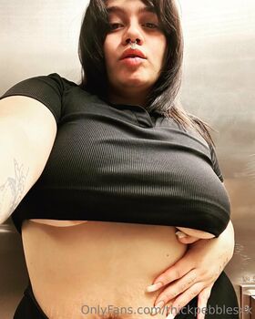 thickpebblesxx Nude Leaks OnlyFans Photo 7
