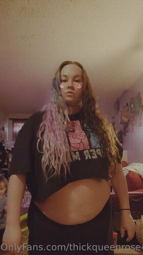 thickqueenrose420 Nude Leaks OnlyFans Photo 12