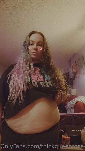 thickqueenrose420 Nude Leaks OnlyFans Photo 13