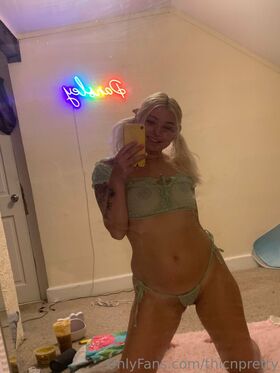 thicnpretty Nude Leaks OnlyFans Photo 97