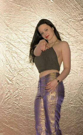 Thora Birch Nude Leaks OnlyFans Photo 26