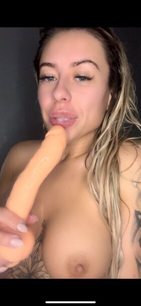 Tialivinglife Nude Leaks OnlyFans Photo 3