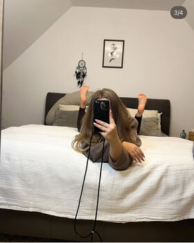 tinygoldengirl Foto vazada OnlyFans nua 3