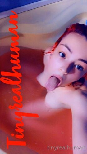 tinyrealmoth Nude Leaks OnlyFans Photo 5