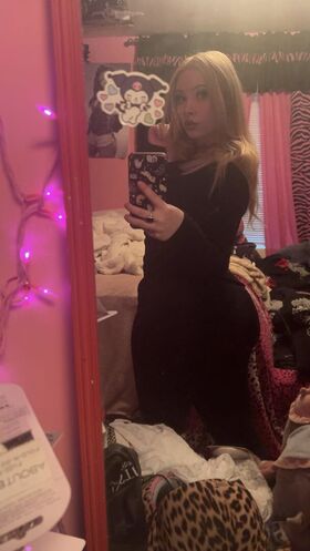 Toiletseatshawty Nude Leaks OnlyFans Photo 40