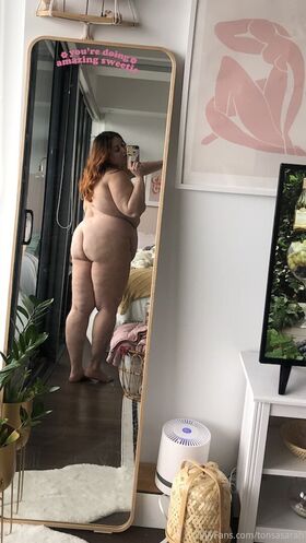 tonsasarah Nude Leaks OnlyFans Photo 14