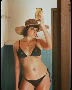 Triz Pariz Nude Leaks OnlyFans Photo 56