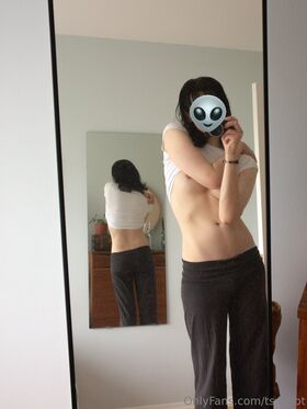 ts.elliot नग्न लीक OnlyFans फोटो 4