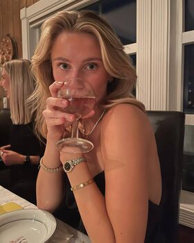 Tuva Eide Nude Leaks OnlyFans Photo 4