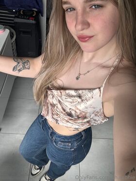 uh.sxphie Nude Leaks OnlyFans Photo 11