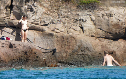 Uma Thurman Nude Leaks OnlyFans Photo 85