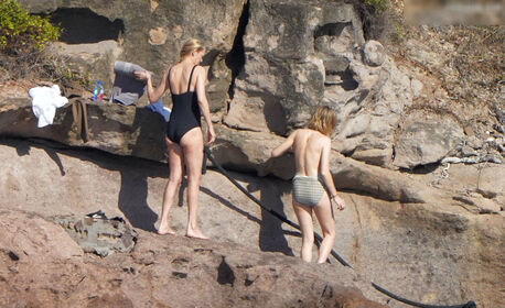 Uma Thurman Nude Leaks OnlyFans Photo 98