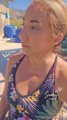 uniquelyuri Nude Leaks OnlyFans Photo 7