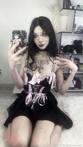 UrShadowAngel Nøgne lækkede OnlyFans foto 9