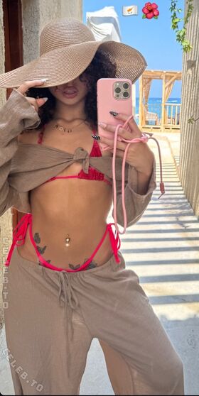 V7ena Foto vazada OnlyFans nua 19