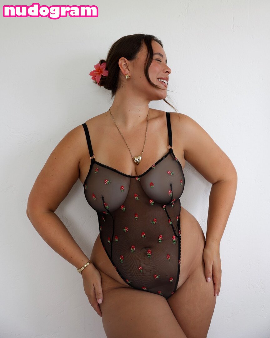 Venezia Cruz  va.cruz  veneziacruz Nude Leaks OnlyFans Photo 36 -  Nudogram v2.1