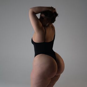 Venus Rubens Nude Leaks OnlyFans Photo 4