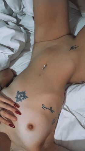 vickyailenn नग्न लीक OnlyFans फोटो 15