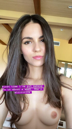Victoria Justice Nude Leaks OnlyFans Photo 229