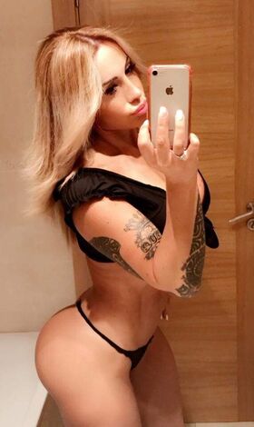 Victoria Lomba Nude Leaks OnlyFans Photo 15