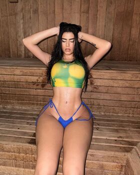 Victtoria Medeiros Nude Leaks OnlyFans Photo 7