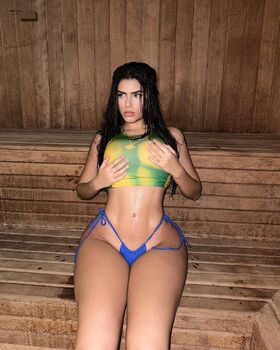 Victtoria Medeiros Nude Leaks OnlyFans Photo 8