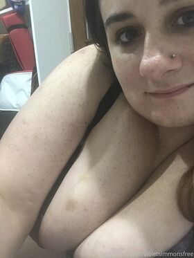 violetsimmonsfree Nude Leaks OnlyFans Photo 35