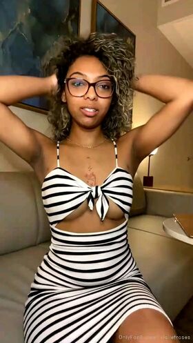 violletroses รูป OnlyFans เปลือยรั่วไหล 77