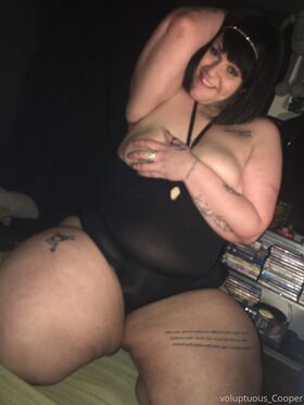 voluptuous_cooper Nude Leaks OnlyFans Photo 13