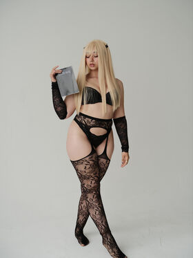 vrv0 Fotografie scursă ilegal OnlyFans dezbrăcată 44