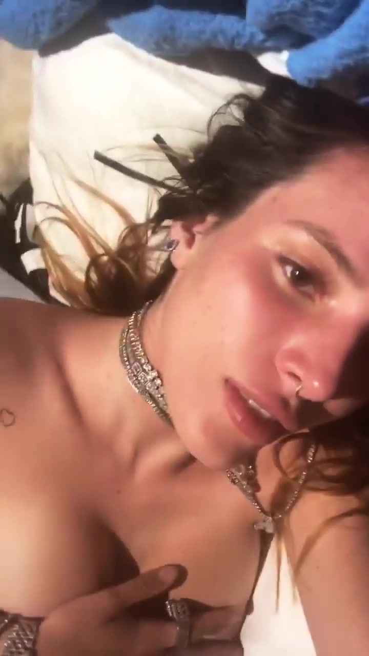 Bella Thorne Nude Instagram
