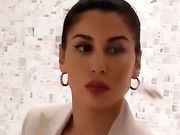 Sofia Richie Braless Cleavage