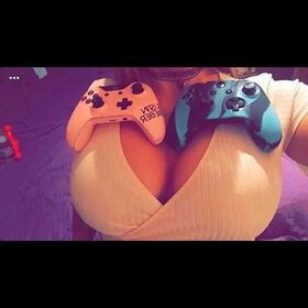 Whispah_gaming Nude Leaks OnlyFans Photo 11