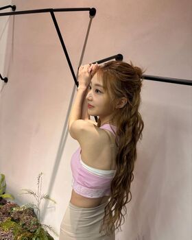 WomenK-pop Nude Leaks OnlyFans Photo 1194