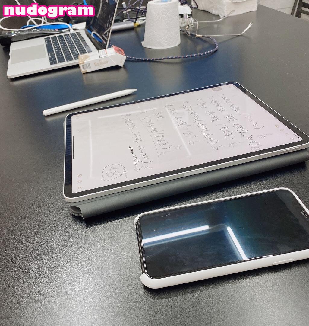 Xxapple / Xxapple_e2 / iamnobody89757 Photo divulguée OnlyFans #92