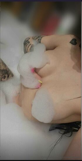 xxmalaolaxx Nude Leaks OnlyFans Photo 24