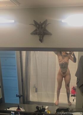 xyzsera Nude Leaks OnlyFans Photo 9