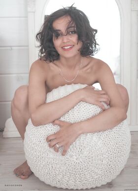 Yasmeena Ali Nude Leaks OnlyFans Photo 11