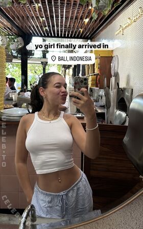 Yasmin Denize Nude Leaks OnlyFans Photo 4