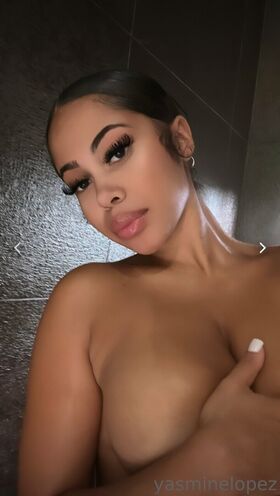 Yasmine Lopez Nude Leaks OnlyFans Photo 144