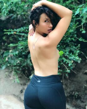 Yesenia De La Rosa Nude Leaks OnlyFans Photo 30