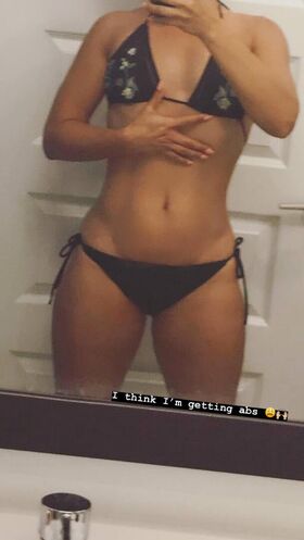 Yesenia De La Rosa Nude Leaks OnlyFans Photo 36
