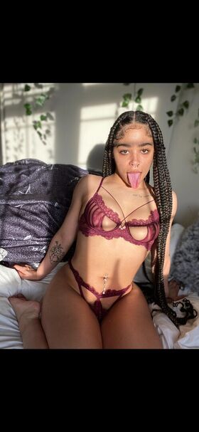 Yona Galvão Nude Leaks OnlyFans Photo 16