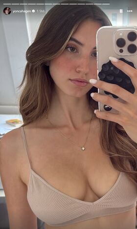 Yonca Nude Leaks OnlyFans Photo 452