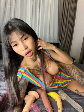 Yong Asia Nude Leaks OnlyFans Photo 125