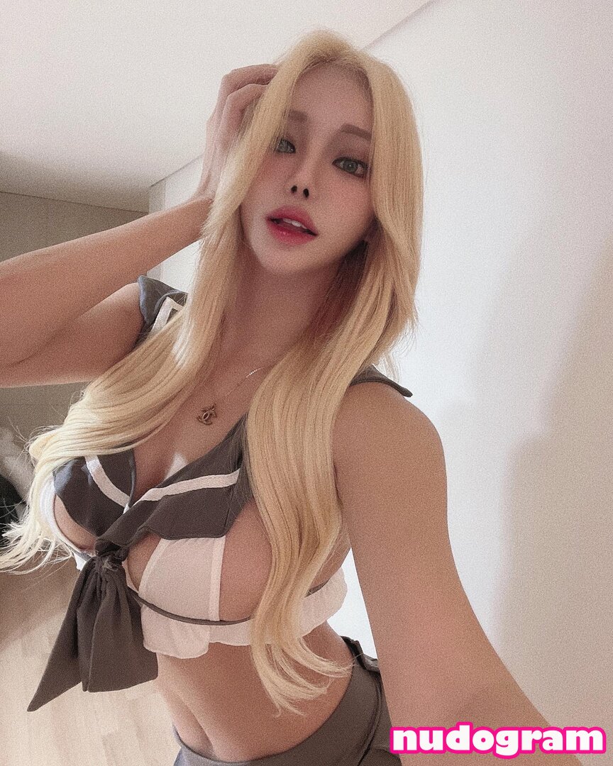 BJ Yoon Chae Ah in a captivating pose