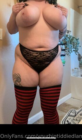 yourbigtiddiedlamb Nude Leaks OnlyFans Photo 52